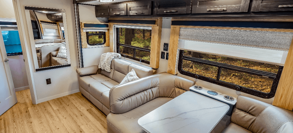 Bolt Custom Coaches Unveils the New Atlas 23S1 Model